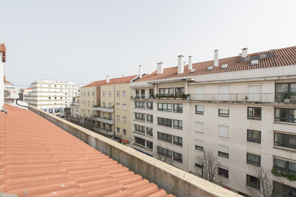 Charming Apartment Tram 28 Lisbon Exterior photo